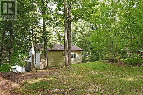 383 Siddon Lake Place, Bancroft, ON - Outdoor