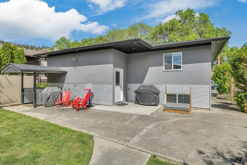 832 Walrod Street, Kelowna, BC - Outdoor With Exterior