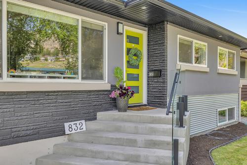 832 Walrod Street, Kelowna, BC - Outdoor