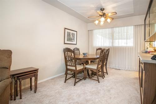 215 Sadler Road, Kelowna, BC - Indoor Photo Showing Dining Room