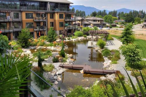 211-4380 Lakeshore Road, Kelowna, BC - Outdoor With View