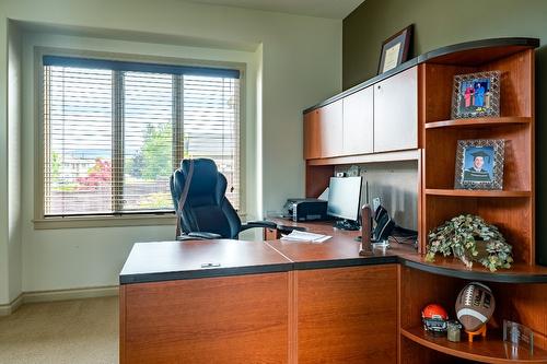 1503 Woodridge Road, Kelowna, BC - Indoor Photo Showing Office