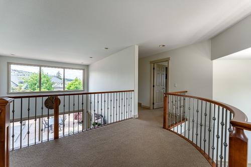 1503 Woodridge Road, Kelowna, BC - Indoor Photo Showing Other Room