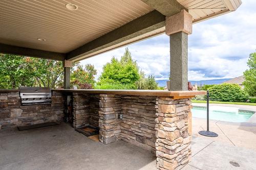 1503 Woodridge Road, Kelowna, BC - Outdoor With Deck Patio Veranda