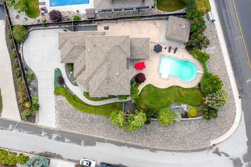 1503 Woodridge Road, Kelowna, BC - Outdoor With In Ground Pool