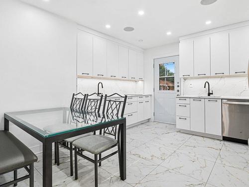 Cuisine - 5726 Av. Palmer, Côte-Saint-Luc, QC - Indoor Photo Showing Kitchen