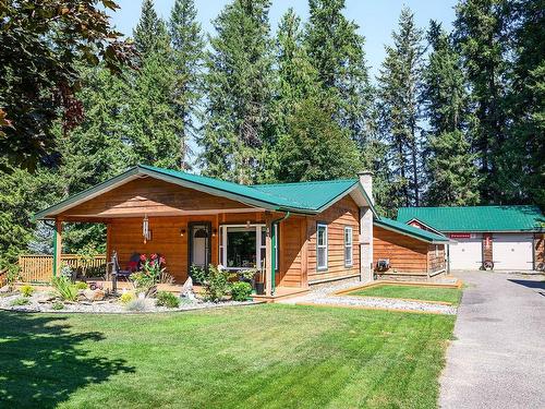 41 Lakeview Drive, Clearwater, BC - Outdoor With Deck Patio Veranda