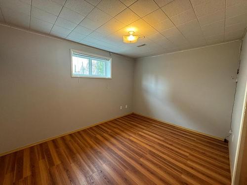 2325 Reid Ave, Merritt, BC - Indoor Photo Showing Other Room