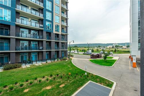 10 Concord Place|Unit #220, Grimsby, ON - Outdoor