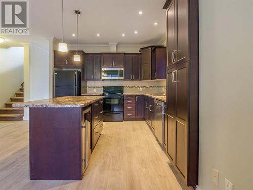 800 Government Street Unit# 101, Penticton, BC - Indoor Photo Showing Kitchen With Upgraded Kitchen