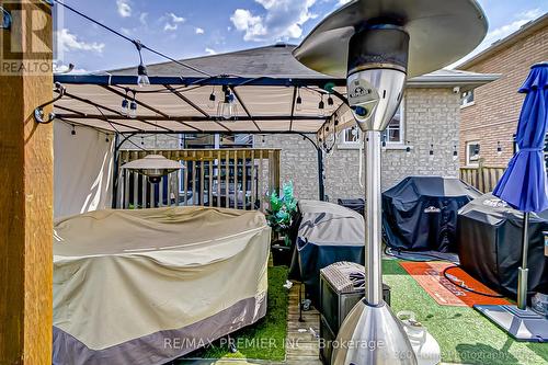 50 Sunny Glen Crescent, Brampton (Northwest Sandalwood Parkway), ON - Outdoor With Exterior