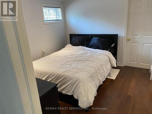 31 Alexandria Crescent, Brampton (Avondale), ON - Indoor Photo Showing Bedroom