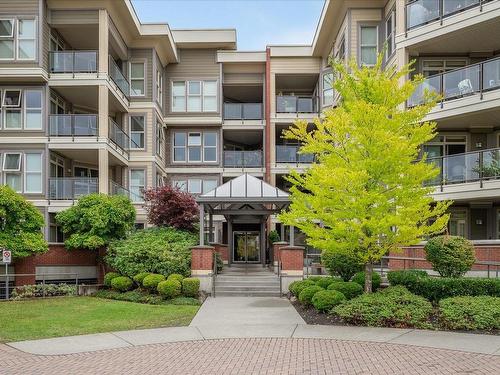 304-6310 Mcrobb Ave, Nanaimo, BC - Outdoor With Facade