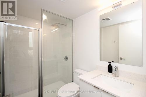 810 - 30 Tretti Way, Toronto (Clanton Park), ON - Indoor Photo Showing Bathroom