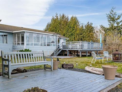 5545 Island Hwy, Qualicum Beach, BC 