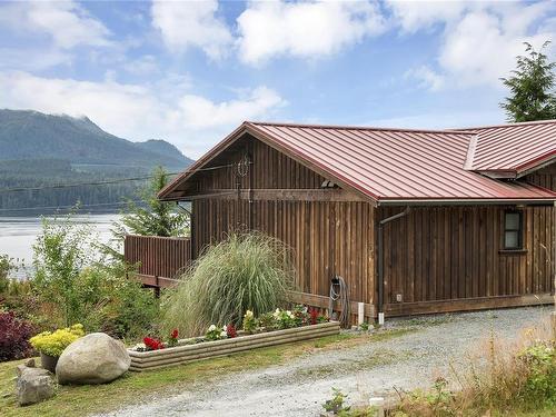 55 Poplar Rd, Alert Bay, BC 