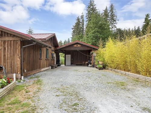 55 Poplar Rd, Alert Bay, BC 