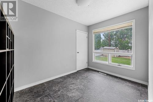 15 Stewart Avenue, Regina, SK - Indoor Photo Showing Other Room