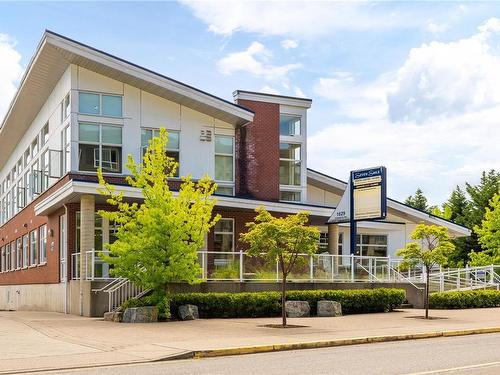 202-1629 Townsite Rd, Nanaimo, BC - Outdoor