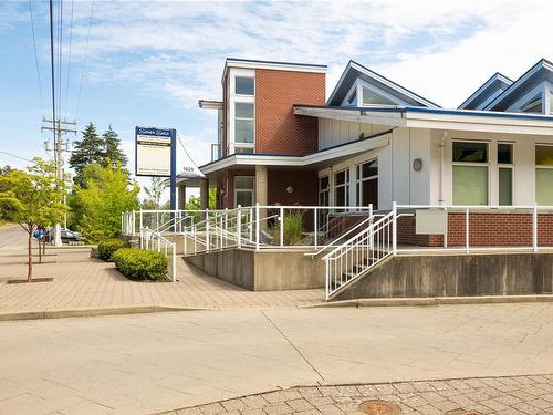 202-1629 Townsite Rd, Nanaimo, BC - Outdoor