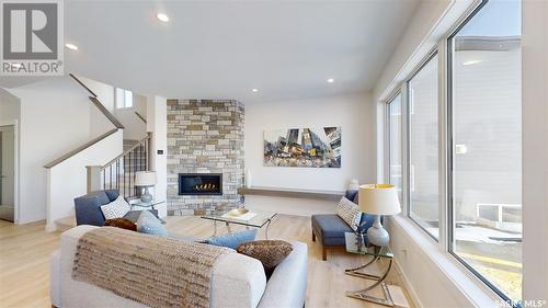 188 Haverstock Crescent, Saskatoon, SK - Indoor Photo Showing Living Room With Fireplace