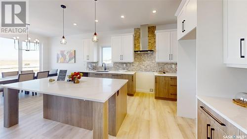 188 Haverstock Crescent, Saskatoon, SK - Indoor Photo Showing Kitchen With Upgraded Kitchen