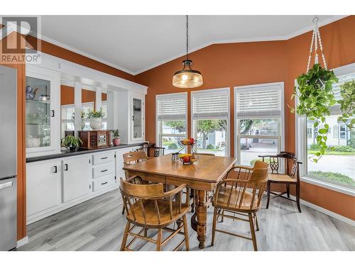 1850 Shannon Lake Road Unit# 81, West Kelowna, BC - Indoor Photo Showing Dining Room