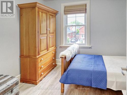 117 Garfield Avenue, London, ON - Indoor Photo Showing Bedroom