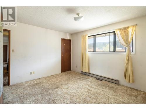 6390 Dixon Dam Road, Vernon, BC - Indoor Photo Showing Other Room