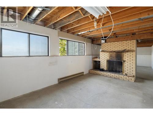 6390 Dixon Dam Road, Vernon, BC - Indoor Photo Showing Basement