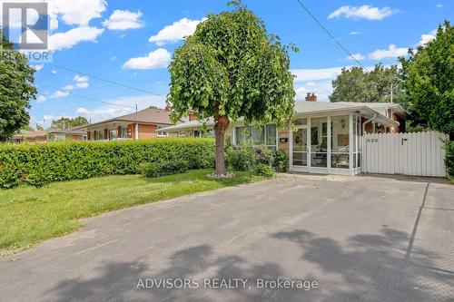 626 Hassall Road, Mississauga (Mississauga Valleys), ON - Outdoor