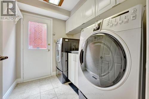 359 River Oaks Boulevard W, Oakville (River Oaks), ON - Indoor Photo Showing Laundry Room