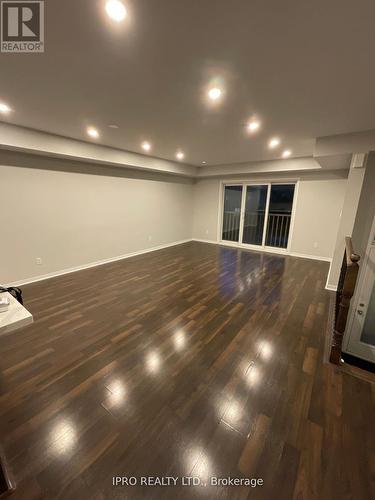 8 - 3070 Thomas Street, Mississauga (Churchill Meadows), ON - Indoor Photo Showing Other Room