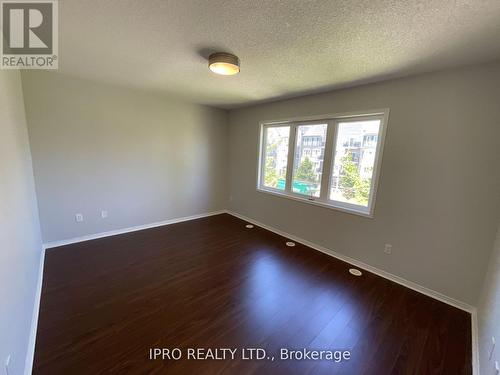 8 - 3070 Thomas Street, Mississauga (Churchill Meadows), ON - Indoor Photo Showing Other Room