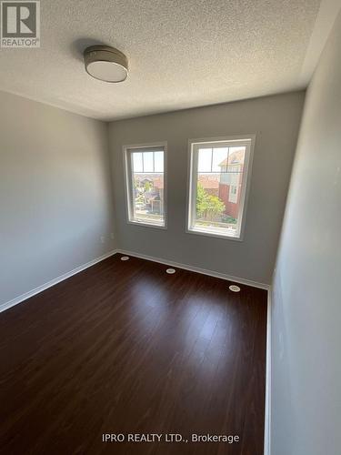 8 - 3070 Thomas Street, Mississauga, ON - Indoor Photo Showing Other Room