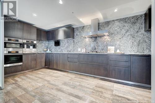 2702 1011 W Cordova Street, Vancouver, BC - Indoor Photo Showing Kitchen With Upgraded Kitchen