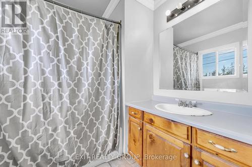 3123 County Road 2, Prince Edward County (Ameliasburgh), ON - Indoor Photo Showing Bathroom