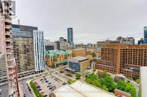 2705 - 750 Bay Street, Toronto (Bay Street Corridor), ON - Outdoor With View