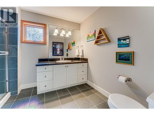 9845 Eastside Road Unit# 57, Vernon, BC - Indoor Photo Showing Bathroom