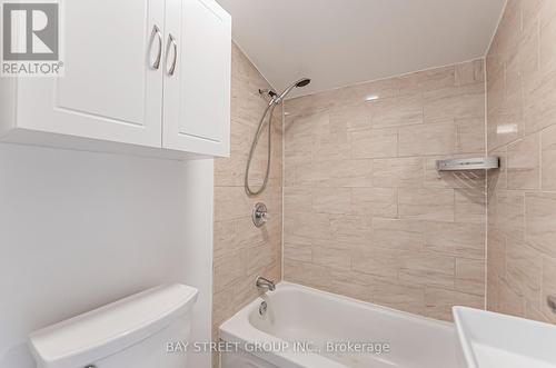 52 Glen Cameron Road, Markham, ON - Indoor Photo Showing Bathroom