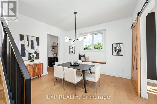 209 Merritt Court, North Middlesex (Parkhill), ON - Indoor Photo Showing Dining Room