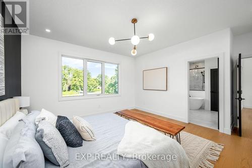 209 Merritt Court, North Middlesex (Parkhill), ON - Indoor Photo Showing Bedroom