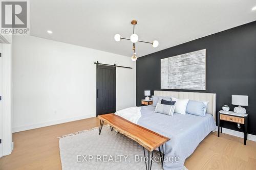 209 Merritt Court, North Middlesex (Parkhill), ON - Indoor Photo Showing Bedroom