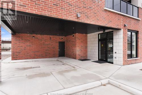 840 Wyandotte East Unit# 205, Windsor, ON - Outdoor With Exterior