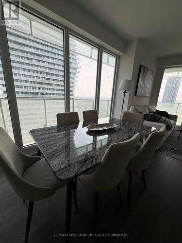 2704 - 3900 Confederation Parkway, Mississauga, ON - Indoor Photo Showing Dining Room