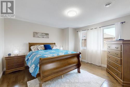 740 Rayner Court, Milton, ON - Indoor Photo Showing Bedroom