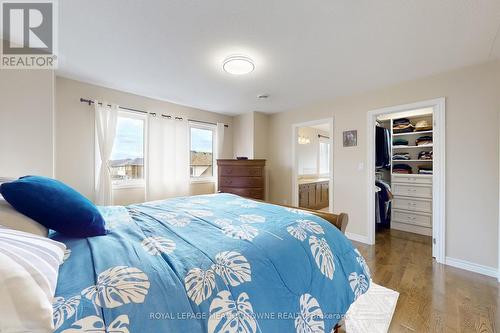 740 Rayner Court, Milton, ON - Indoor Photo Showing Bedroom