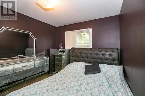 129 Lent Crescent, Brampton, ON - Indoor Photo Showing Bedroom