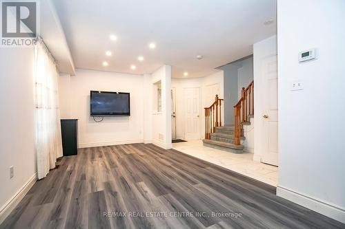 129 Lent Crescent, Brampton, ON - Indoor