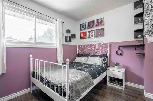 64 Melody Trail, St. Catharines, ON - Indoor Photo Showing Bedroom